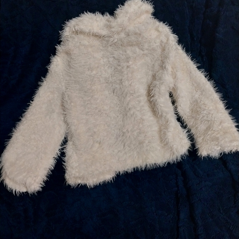 Women's White Fuzzy Jacket - Picture 2 of 12